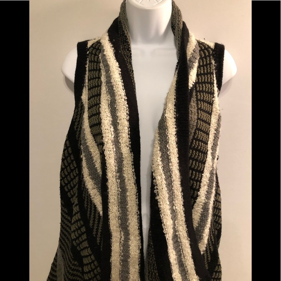 Beautiful Ana sweater vest - Picture 3 of 4